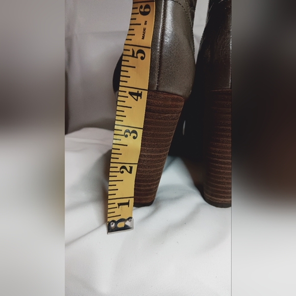 Lucky Brand Elegant Gray  Ankle Boots Size  6.5 - Picture 7 of 12